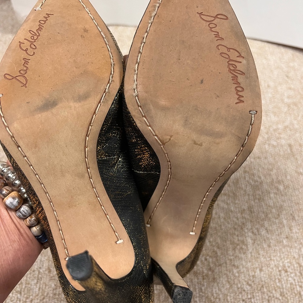 Sam Edelman Metallic Gold Heels - Picture 3 of 12